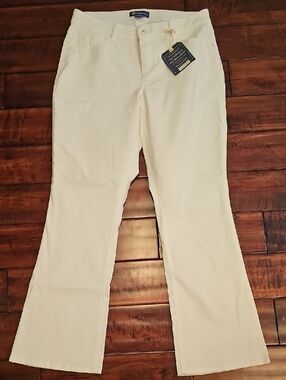 Democracy White Bootcut Jeans 16W